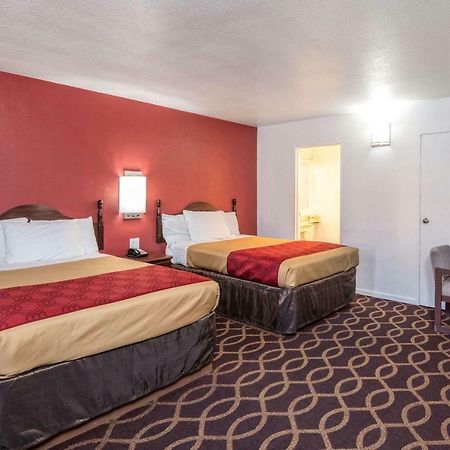 Econo Lodge University Тусон Экстерьер фото