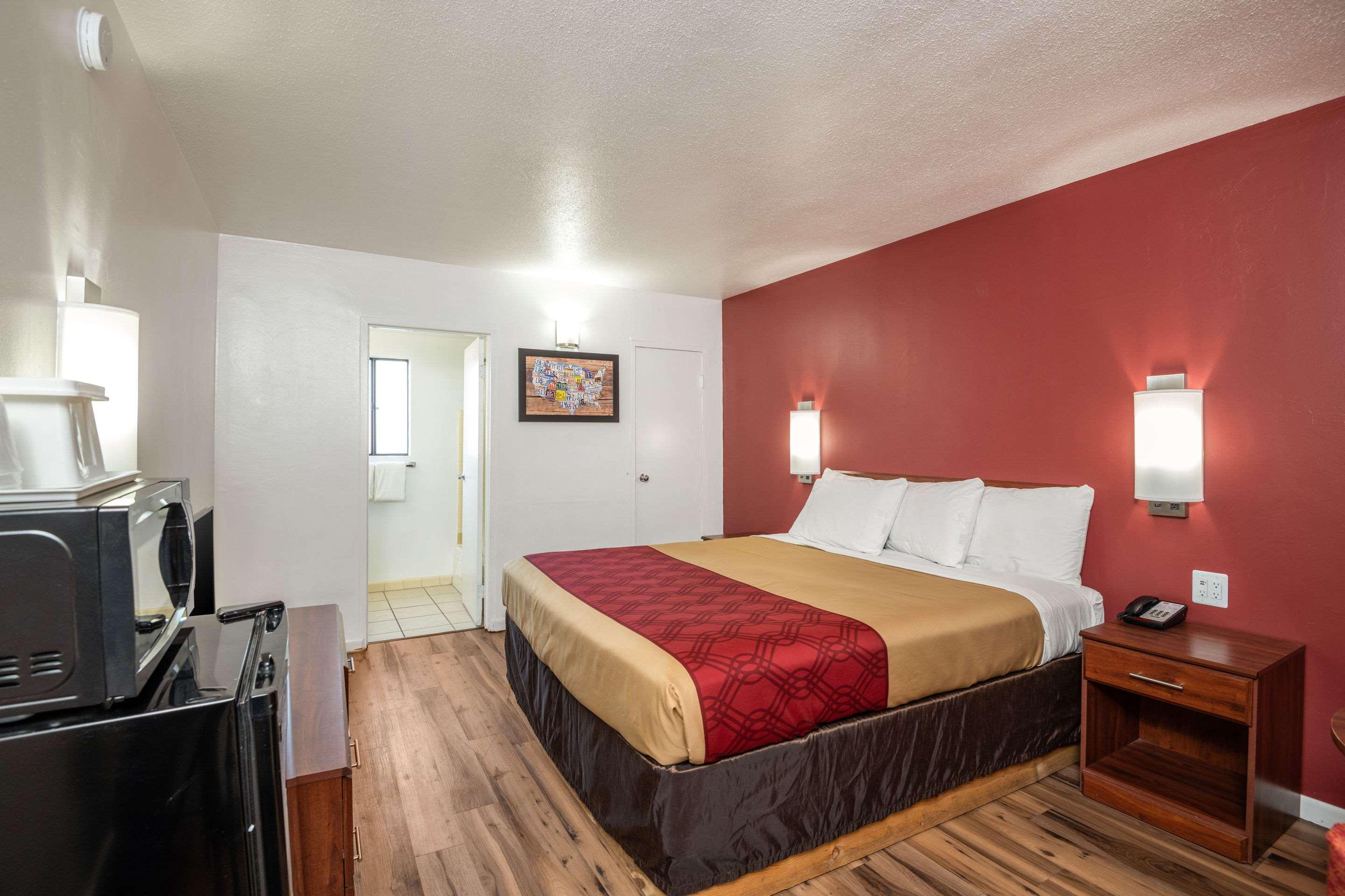Econo Lodge University Тусон Экстерьер фото